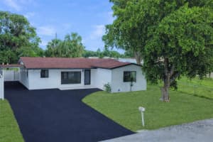 1640 Nw 27th Ave Fort Lauderdale, FL 33311 - MLS#A11945907