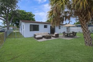 1640 Nw 27th Ave Fort Lauderdale, FL 33311 - MLS#A11945907