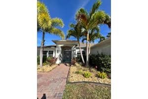 1354 Scarlet Oak Cir Vero Beach, FL 32966 - MLS#A11945935