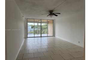 1831 Sabal Palm Dr 403 Davie, FL 33324 - MLS#A11945951