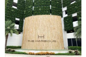 MLS# A11945965, North Miami Beach, Florida 33160