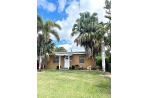 33 Nw 8th Ave Homestead, FL 33030 - MLS#A11945975