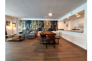 1200 Brickell Bay Dr 3708 Miami, FL 33131 - MLS#A11945993