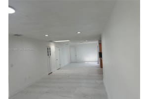 326 E 34th St Hialeah, FL 33013 - MLS#A11946007