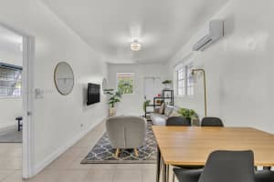 709 Sw 7th Ave A&b Hallandale Beach, FL 33009 - MLS#A11946011