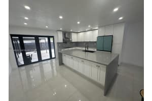 5150 E 9th Ln Hialeah, FL 33013 - MLS#A11946025