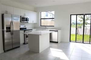 23040 Sw 99th Ct, Cutler Bay