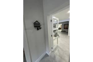 91 Glen Royal Pkwy Miami, FL 33125 - MLS#A11946046