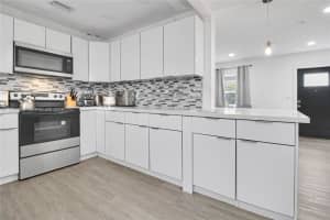 911 Nw 142nd St Miami, FL 33168 - MLS#A11946058