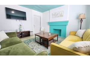 8028 Nw 5th Ct, Miami