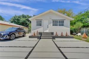 213 Nw 34th Ter Miami, FL 33127 - MLS#A11946097