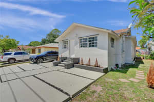 213 Nw 34th Ter Miami, FL 33127 - MLS#A11946097