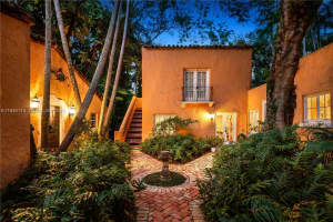 925 Castile Plz Coral Gables, FL 33134 - MLS#A11946110