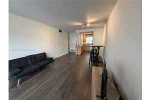 4320 Washington St 214 Hollywood, FL 33021 - MLS#A11946148