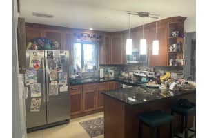 6852 Sw 11th St Pembroke Pines, FL 33023 - MLS#A11946149