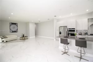 4349 Nw 81st Ave Doral, FL 33166 - MLS#A11946172