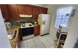 2821 Somerset Dr 400 Lauderdale Lakes, FL 33311 - MLS#A11946190