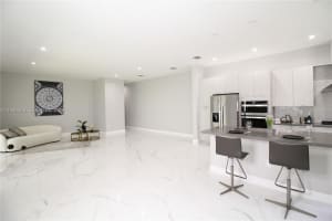 4349 Nw 81st Ave 4349 Doral, FL 33166 - MLS#A11946208