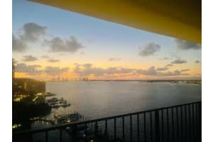 1865 Brickell Ave A904 Miami, FL 33129 - MLS#A11946221