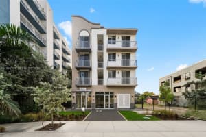 650 SW 1st St #305, Miami, FL 33130, - MLS#A11946253