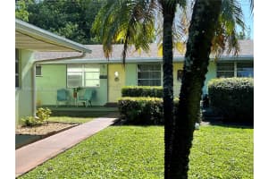 MLS# A11946267, Hollywood, Florida 33020