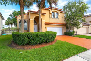 1413 Sw 158th Ave, Pembroke Pines