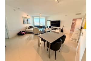 MLS# A11946296, North Miami Beach, Florida 33160