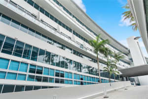 2950 Ne 188th St 310 Aventura, FL 33180 - MLS#A11946352