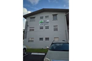 120 Royal Palm Rd 102 Hialeah Gardens, FL 33016 - MLS#A11946362