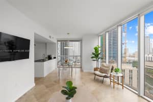 485 Brickell Ave 1804 Miami, FL 33131 - MLS#A11946376