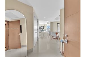 17301 Biscayne Blvd 2301 North Miami Beach, FL 33160 - MLS#A11946400