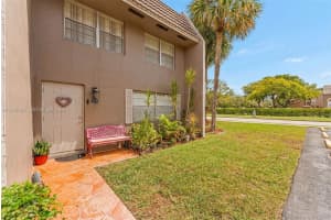 9050 Nw 28th St 131 Coral Springs, FL 33065 - MLS#A11946427