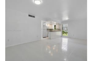 201 178th Dr 307 Sunny Isles Beach, FL 33160 - MLS#A11946448