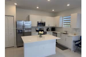 145 Sw 184th Pl Pembroke Pines, FL 33029 - MLS#A11946460