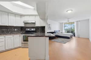 8363 Lake Dr 503 Doral, FL 33166 - MLS#A11946508