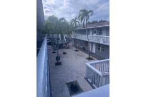 MLS# A11946515, Hollywood, Florida 33020