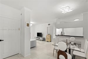 17150 N Bay Rd 2320 Sunny Isles Beach, FL 33160 - MLS#A11946542