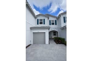 2677 Se 13th Ct, Homestead