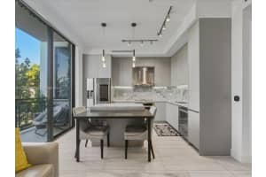 1030 15th St 213, Miami Beach