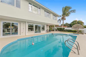 25 Park Ave Vero Beach, FL 32960 - MLS#A11946583