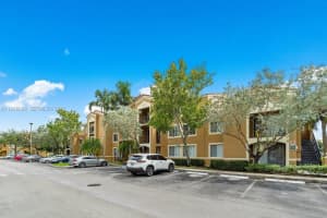 7930 N Nob Hill Rd APT 204, Tamarac, FL 33321, - MLS#A11946584