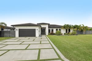 13203 Sw 228th St, Miami