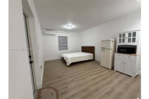 481 E 31th St E Hialeah, FL 33013 - MLS#A11946612