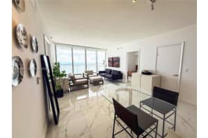 465 Brickell Ave 5505, Miami