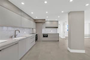 209 N Fort Lauderdale Beach Blvd 6b Fort Lauderdale, FL 33304 - MLS#A11946729