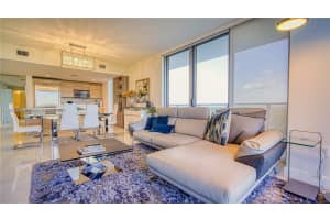 16385 Biscayne Blvd 1415 North Miami Beach, FL 33160 - MLS#A11946745