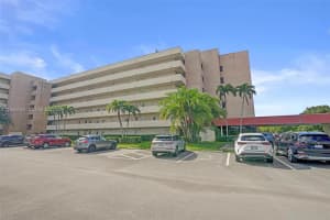 8900 Washington Blvd Ph5 Pembroke Pines, FL 33025 - MLS#A11946764