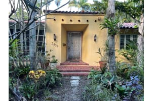 3835 Utopia Ct Miami, FL 33133 - MLS#A11946813