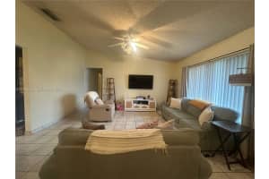 5965 Nw 200th St Hialeah, FL 33015 - MLS#A11946852