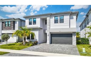 8371 Essex Country Club Dr Boca Raton, FL 33434 - MLS#A11946864